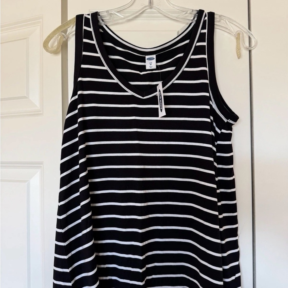 Old Navy Luxe Black and White Striped Tank Top XS NWT